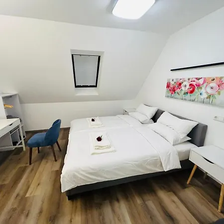 Messe Hv-2 * דיסלדורף