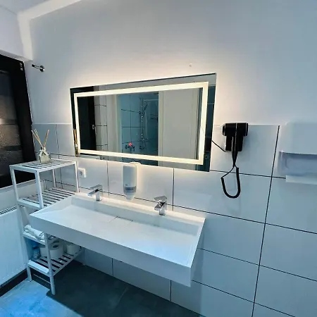 Messe Hv-2 * דיסלדורף