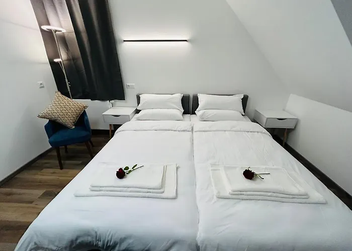 Apartmán Messe Hv-2 *