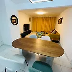 Messe Hv-2 Apartamento *